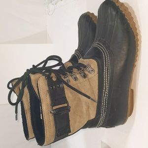 Esprit duck boots 8M Ladies